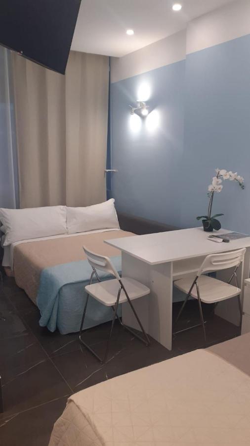 Pescara Centro Luxury Suite II Deluxe Rooms Bagian luar foto